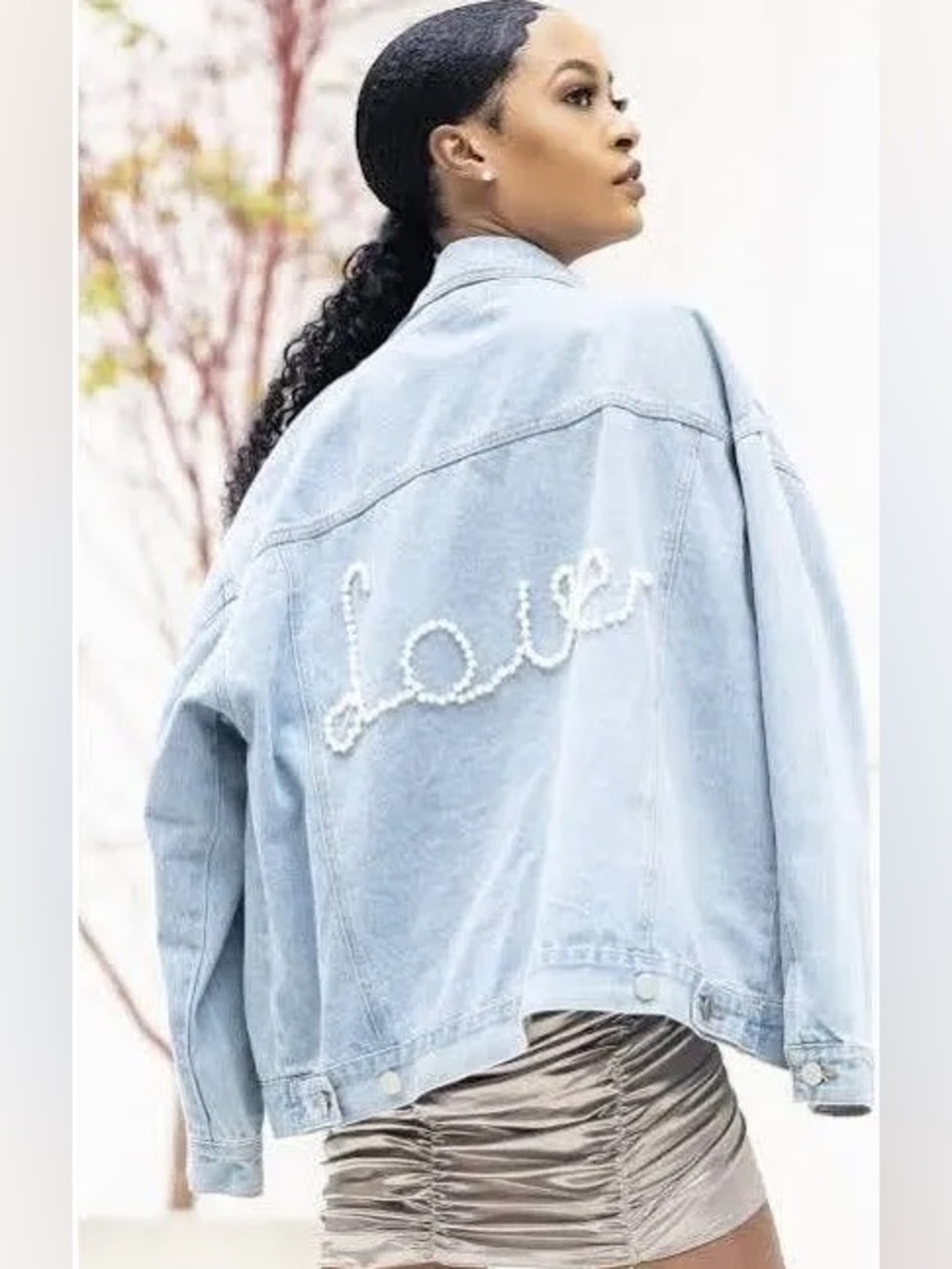 POL Women’s Denim Light Blue Excellent Pearl Love Jacket - Size M